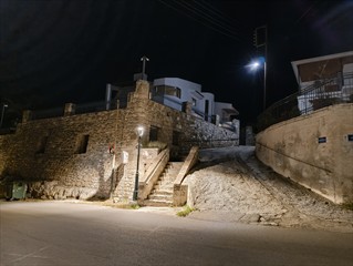 Gute Nacht aus <a href='https://maps.app.goo.gl/pxBot9q35yXh3Cf78'>Ancient Korinthos</a>