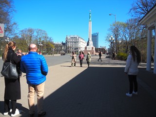 Weiter zum zentralen Platz
