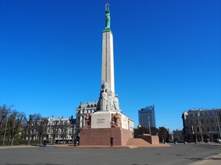 Meine Mutter hat die Freiheitsstatue immer "die Cognac-Dame" genannt... 