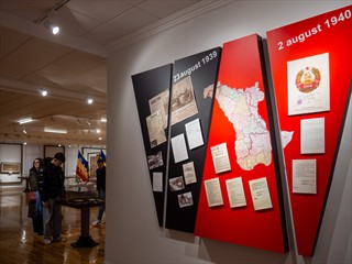 Und immer das Problem mit dem Bolschewismus und "uns"